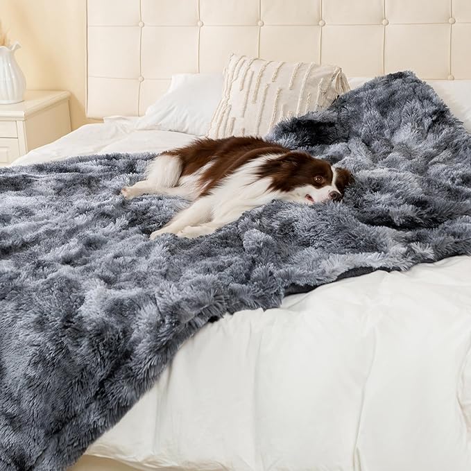 gogobunny Waterproof Dog Blanket for Large Dogs, Cats, Puppy, Reversible Faux Fur Pet Throw Blanket, Washable,Calming Furniture Protection for Sofa Bed (40x50 Inch (Pack of 1), Tie-dye Grey)